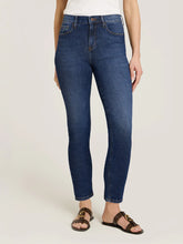 High Rise Mom Ridge Jeans