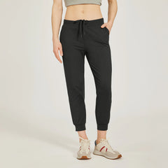 Cropped Performance Jogger