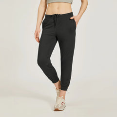 Cropped Performance Jogger