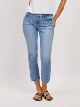 Mid Rise Slim Straight Hubert Jeans