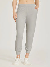 Cropped Performance Jogger