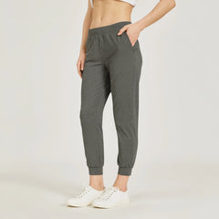 Cropped Performance Jogger