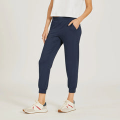 Cropped Performance Jogger