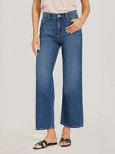 High Rise Cropped Straight Leg Gilmore Jeans