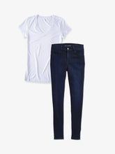 Bundle 05: 1 pair of Jeans + 1 Marcy Tee