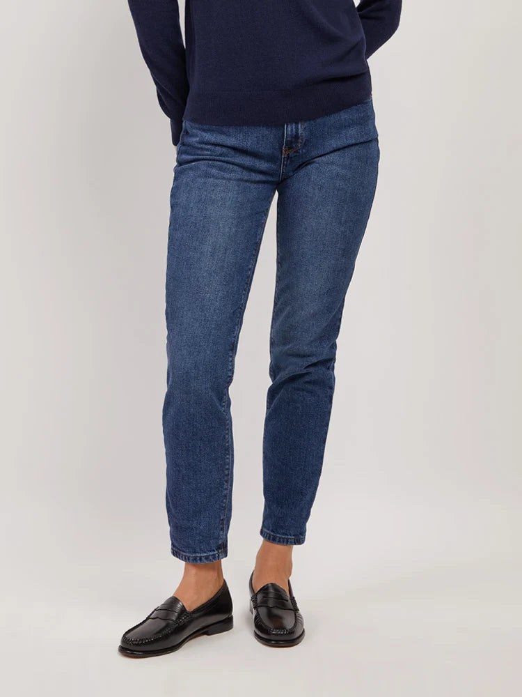 High Rise Mom Oliver Jeans